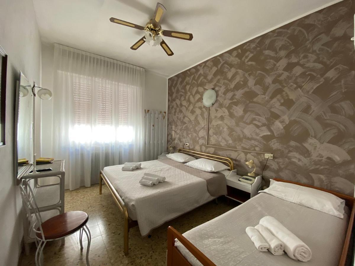 Villa Mirna Rimini Kültér fotó